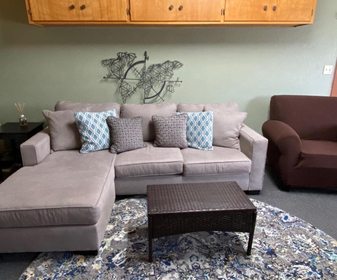 Kin House Guest Suite Oakhurst Eksteriør billede