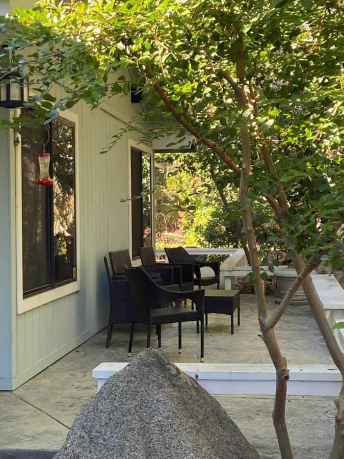 Kin House Guest Suite Oakhurst Eksteriør billede